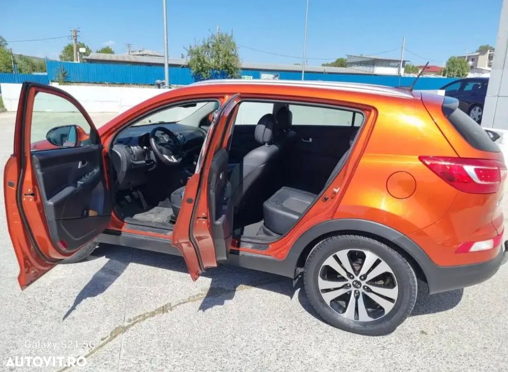 Kia Sportage 2.0 DSL MT 4x4 PREMIUM - 3