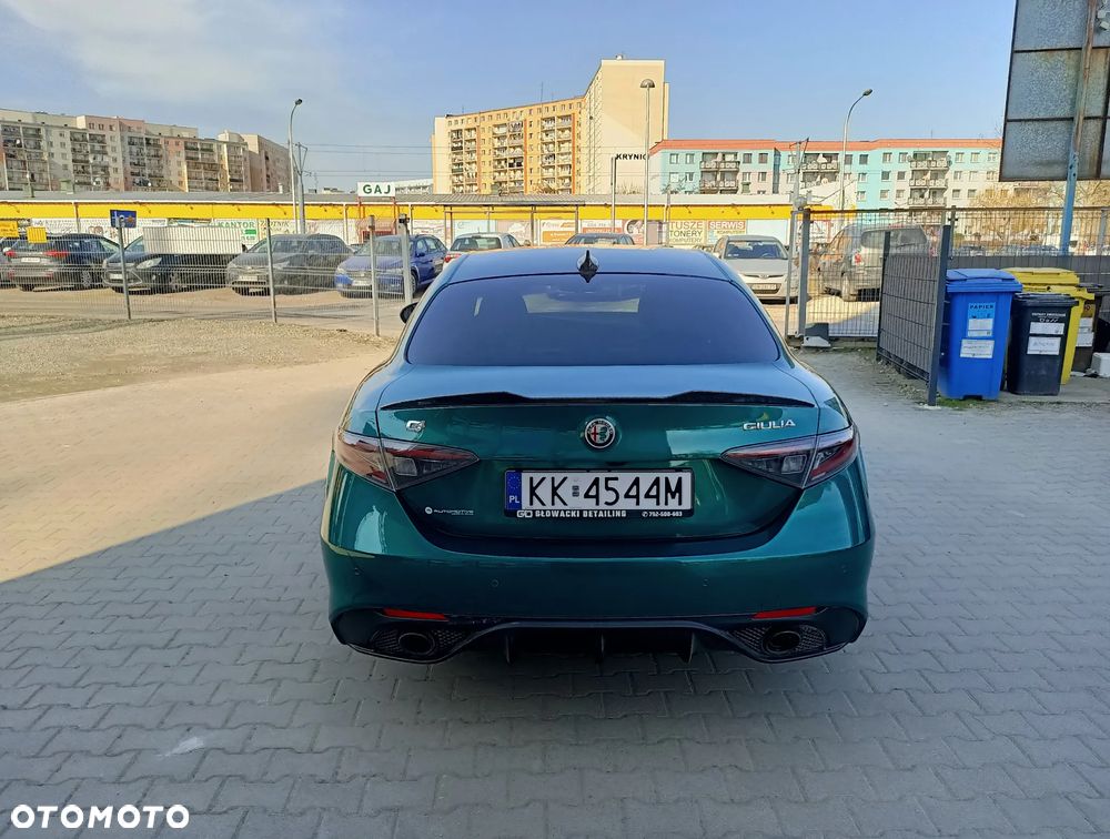 Alfa Romeo Giulia 2.0 Turbo Tributo Italiano Q4 - 4