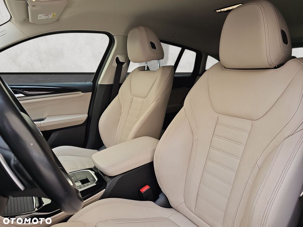 BMW X4 - 13