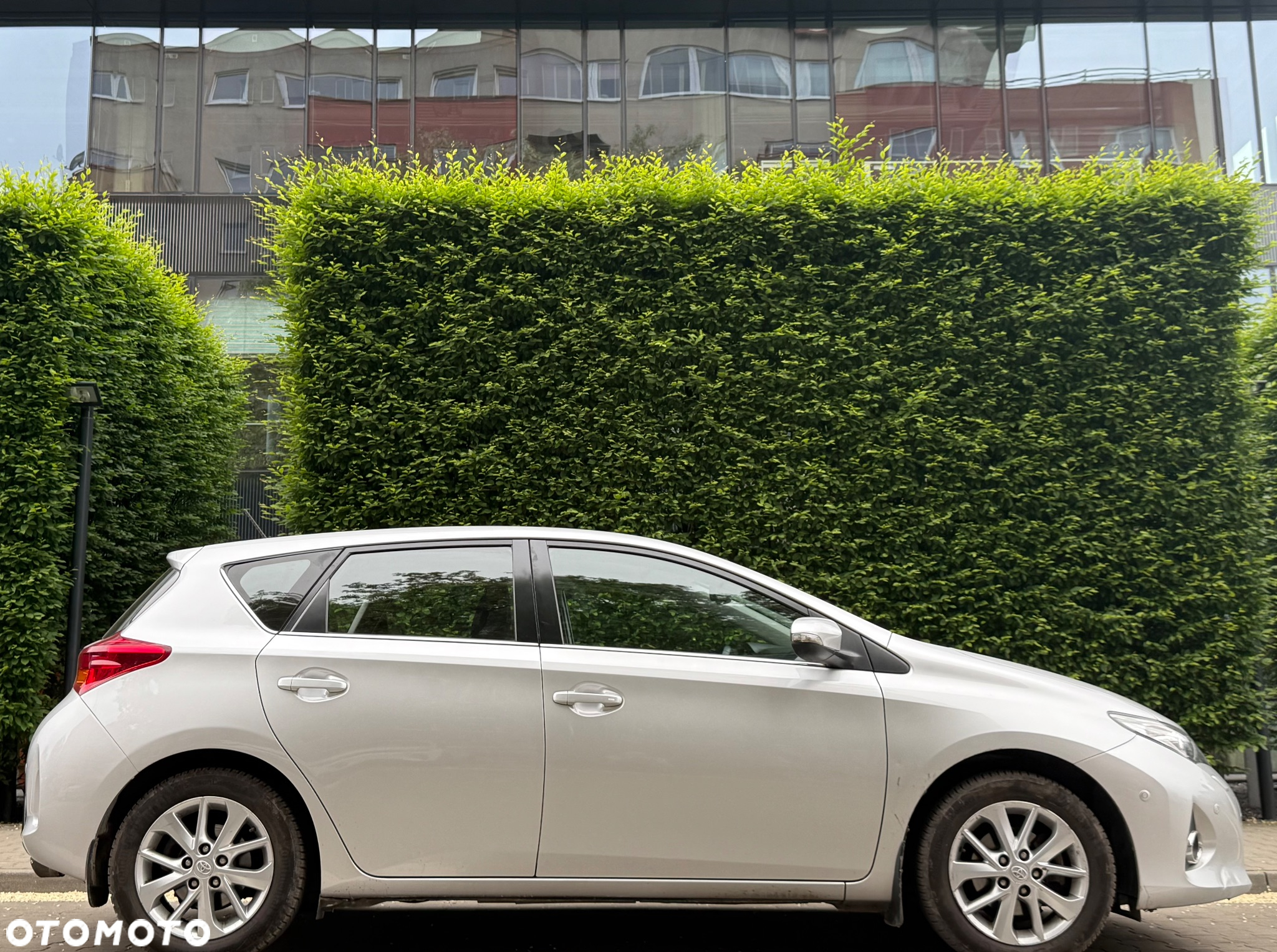 Toyota Auris 1.6 Prestige - 16