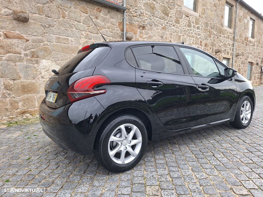 Peugeot 208 1.4 HDi Active - 5