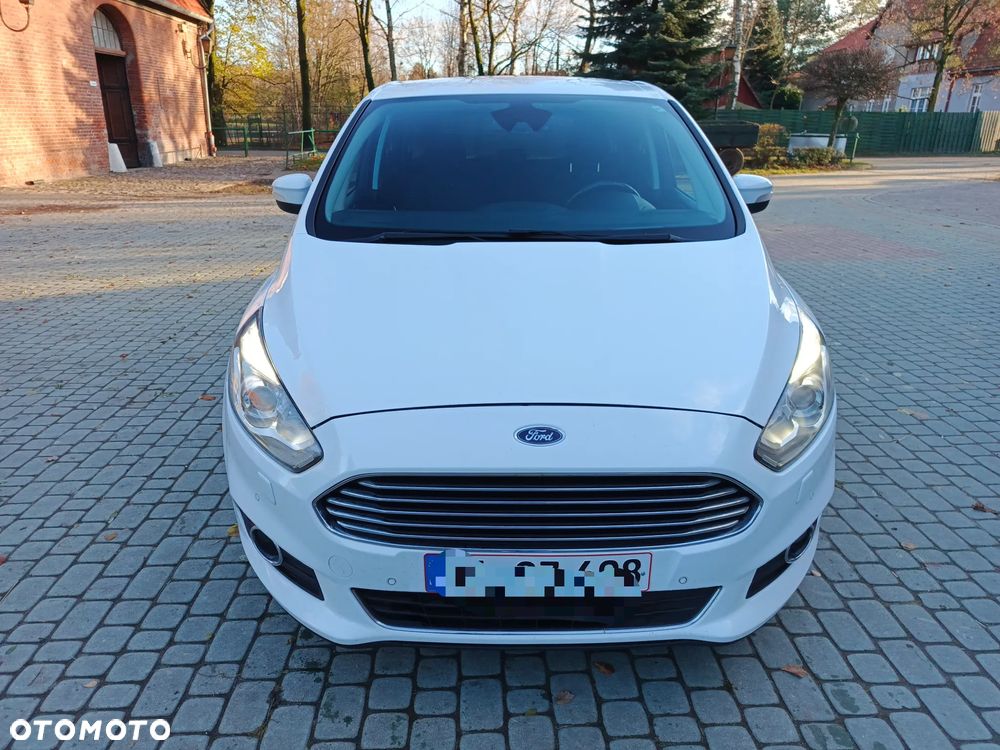 Ford S-Max 2.0 TDCi Titanium PowerShift - 1