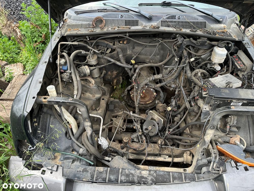 Jeep Cherokee 3.7L Sport - 5