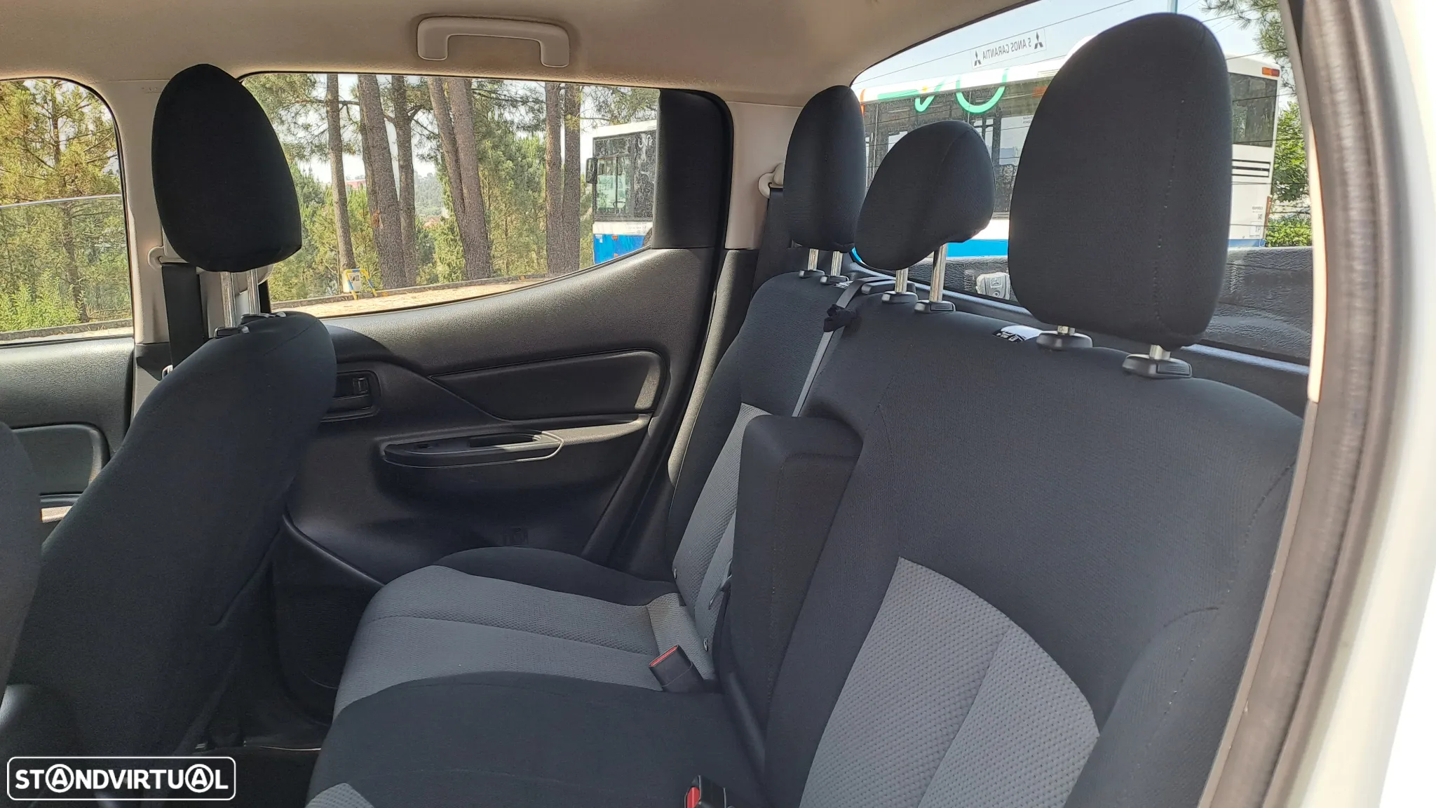 Mitsubishi L200 2.3 DI-D Space Cab Invite 4WD - 13
