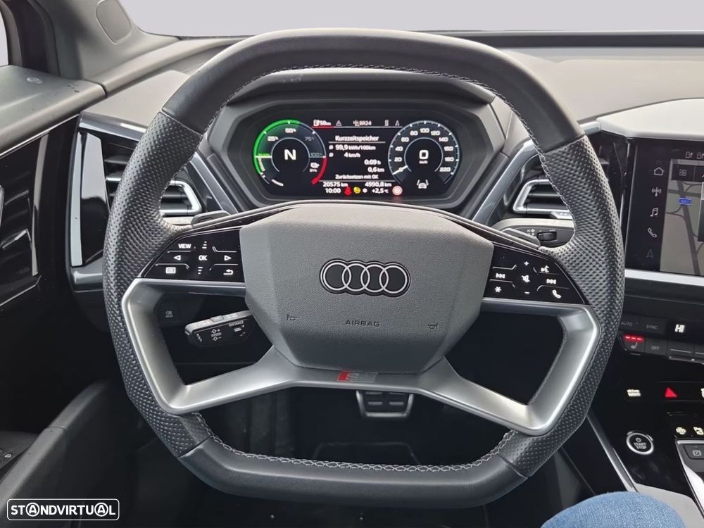 Audi Q4 e-tron - 5