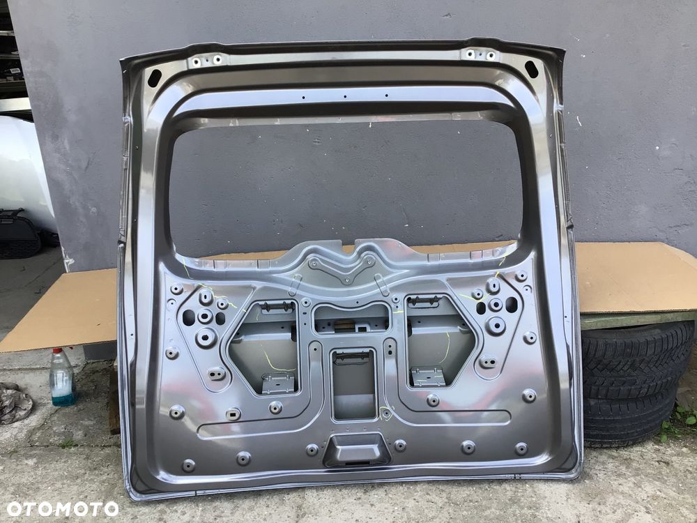 Klapa tylna bagażnika Nissan Townstar - 6