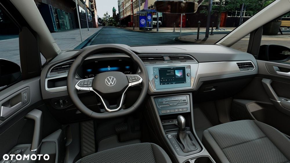 Volkswagen Touran - 9