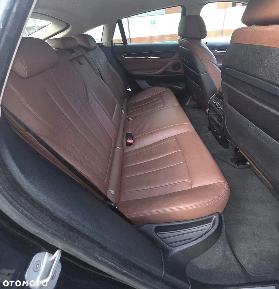 BMW X6 xDrive30d - 12