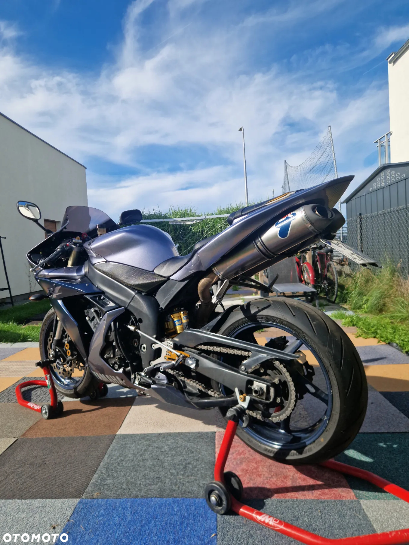 Yamaha YZF - 6