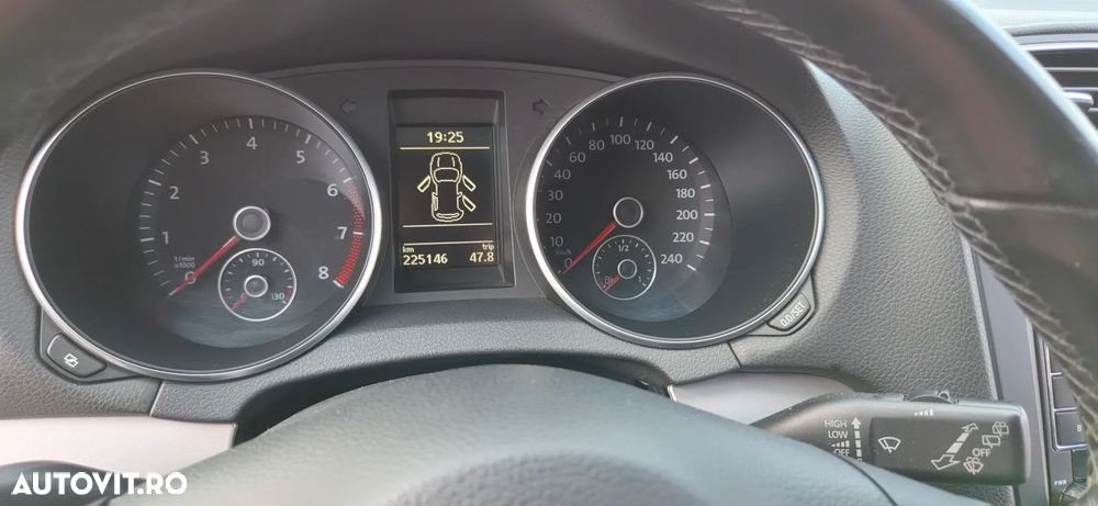 Volkswagen Golf 1.4 TSI Highline DSG - 19