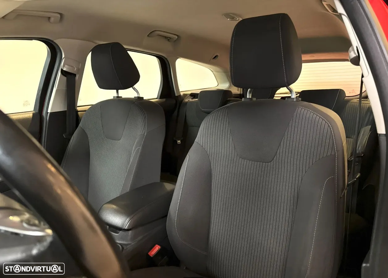 Ford Focus - 5
