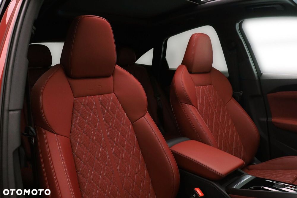 Audi SQ5 Sportback - 16