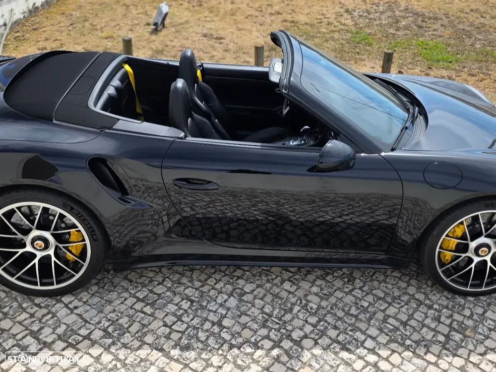 Porsche 911 (991) Turbo S PDK - 8