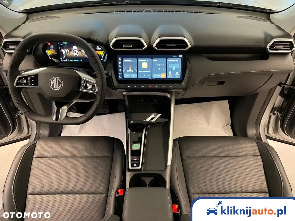 MG ZS 1.5 HEV+ Exclusive - 8