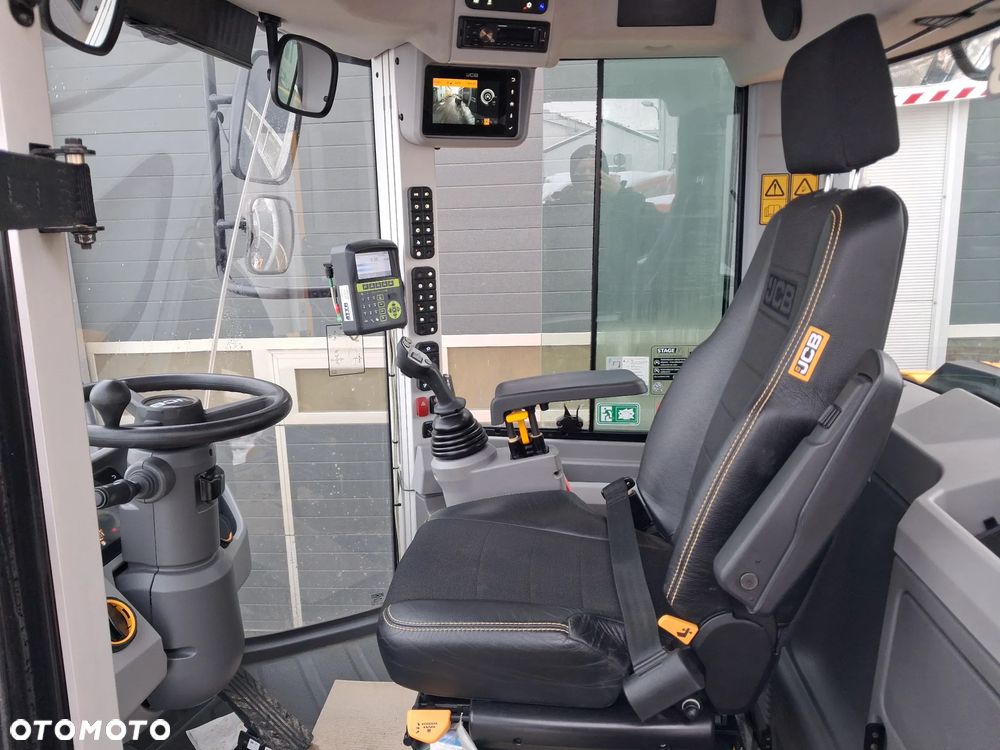 JCB 457ZX - 18
