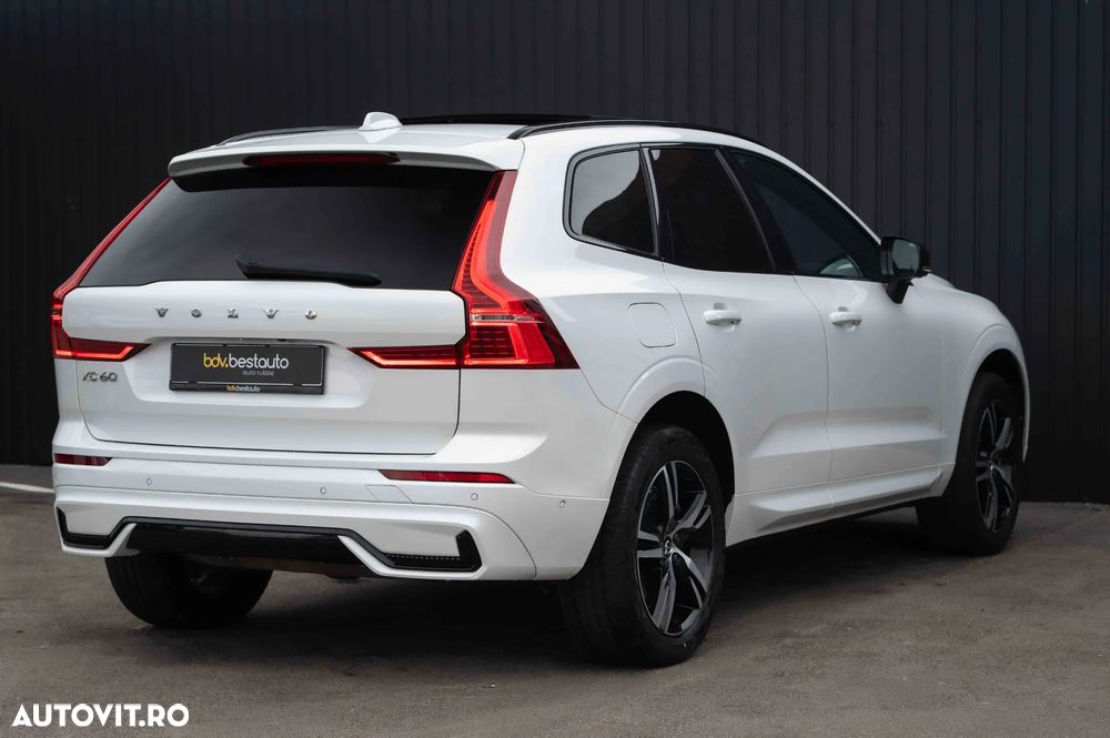 Volvo XC 60 T6 AWD Recharge Geartronic RDesign - 27
