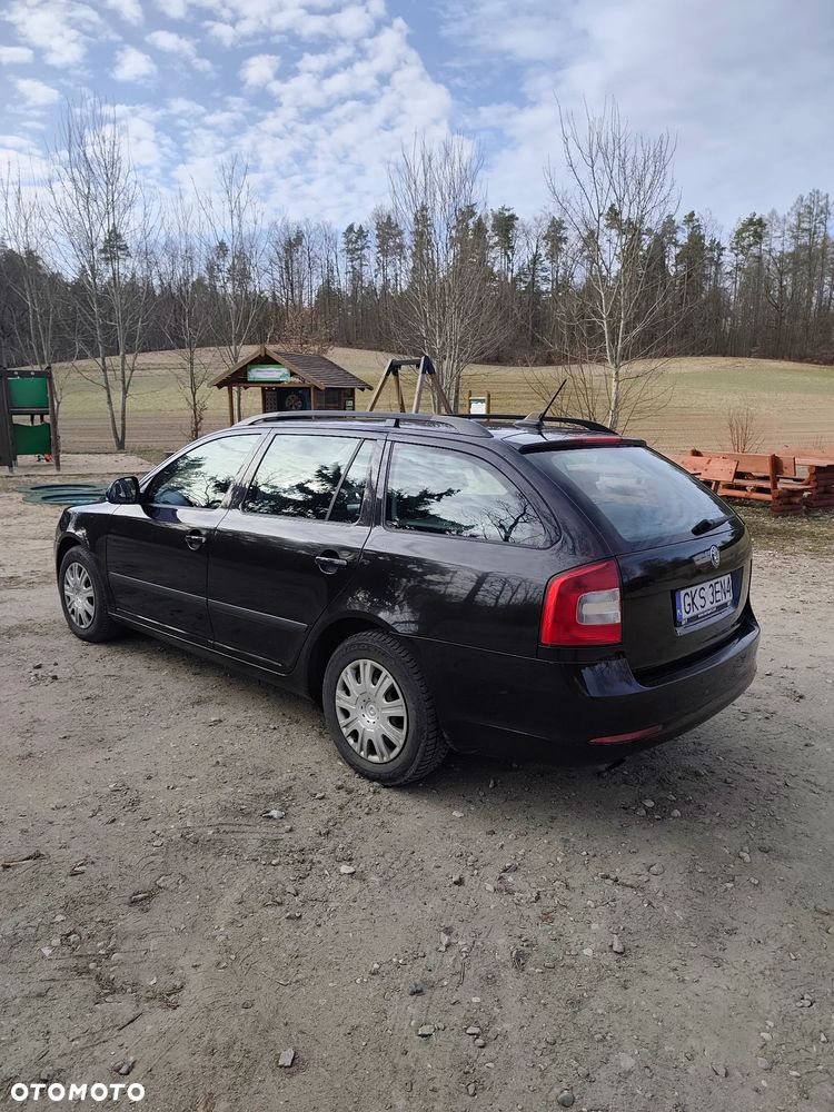 Skoda Octavia 1.6 TDI Classic DSG - 6
