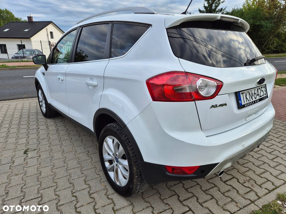 Ford Kuga 2.0 TDCi 2x4 Titanium - 3