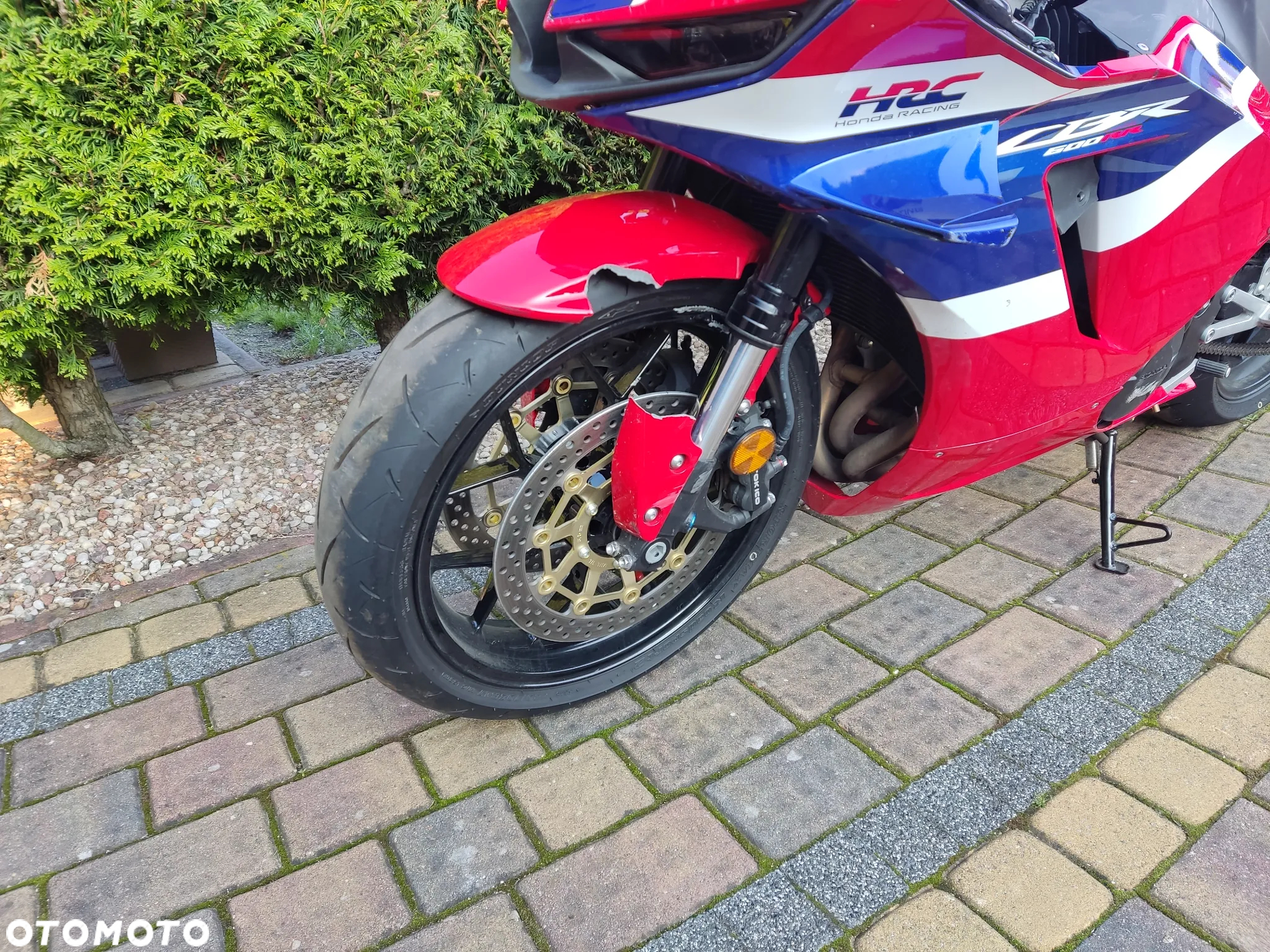 Honda CBR - 8
