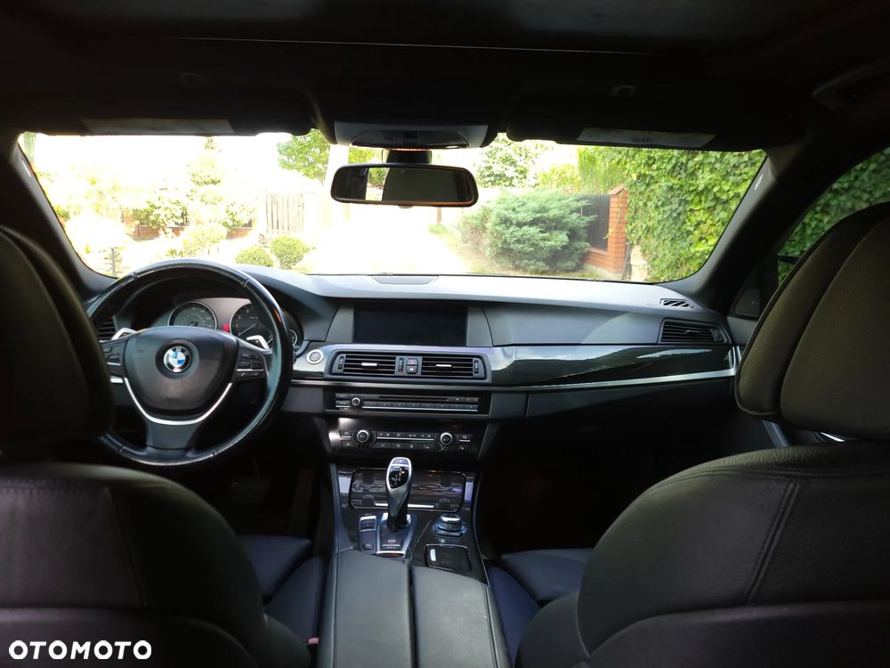 BMW Seria 5 - 16
