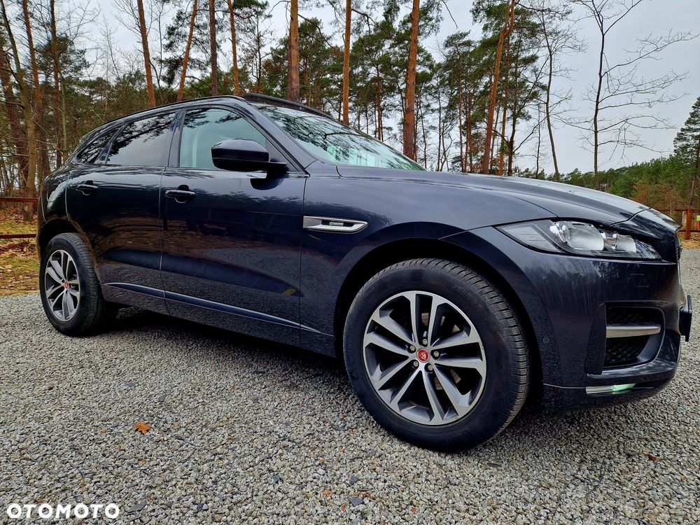 Jaguar F-Pace 2.0 i4D RWD R-Sport - 2