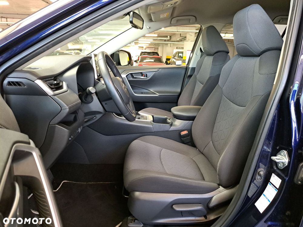 Toyota RAV4 - 12