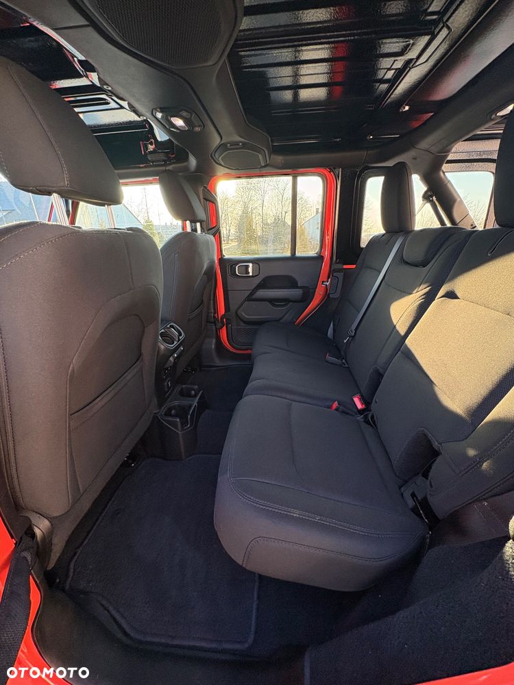 Jeep Wrangler Unlimited 3.6 Automatik Sahara - 15