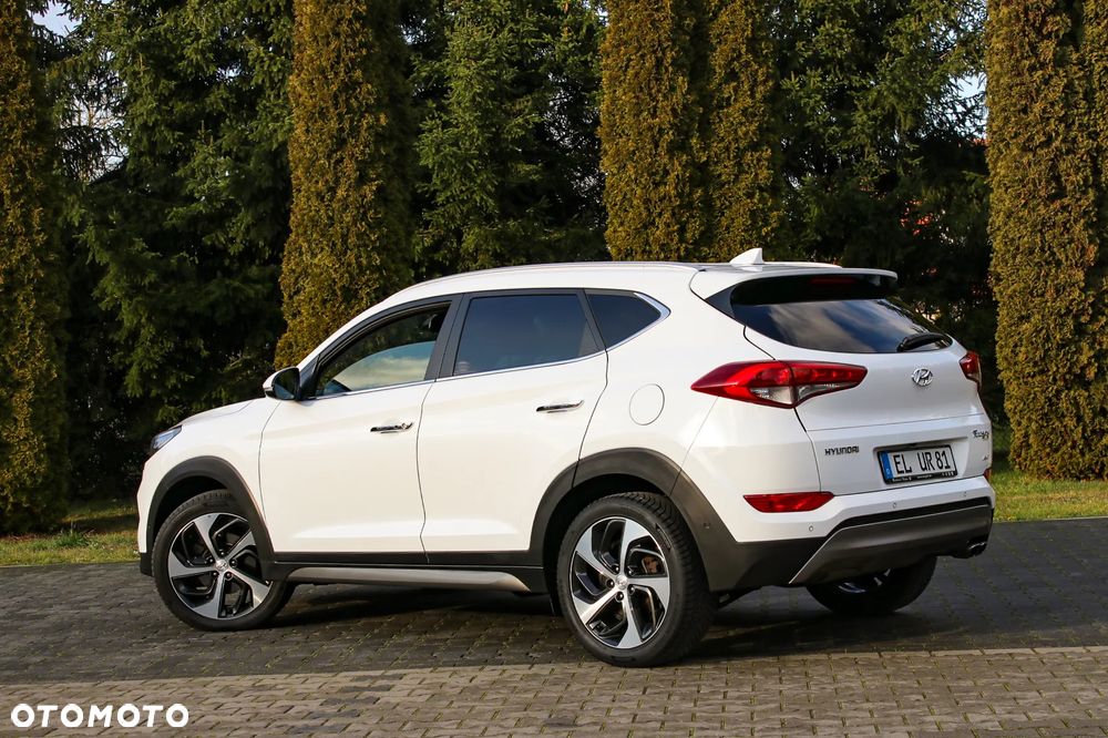 Hyundai Tucson 2.0 CRDI 4WD Automatik Premium - 7