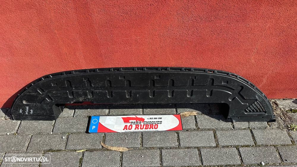 Base inferior parachoque Jeep avenger 2024 - 1