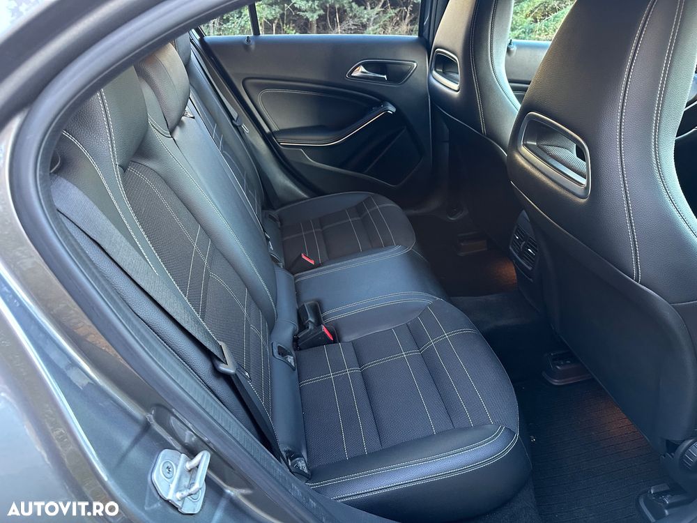 Mercedes-Benz A 200 CDI 4MATIC Aut. - 13