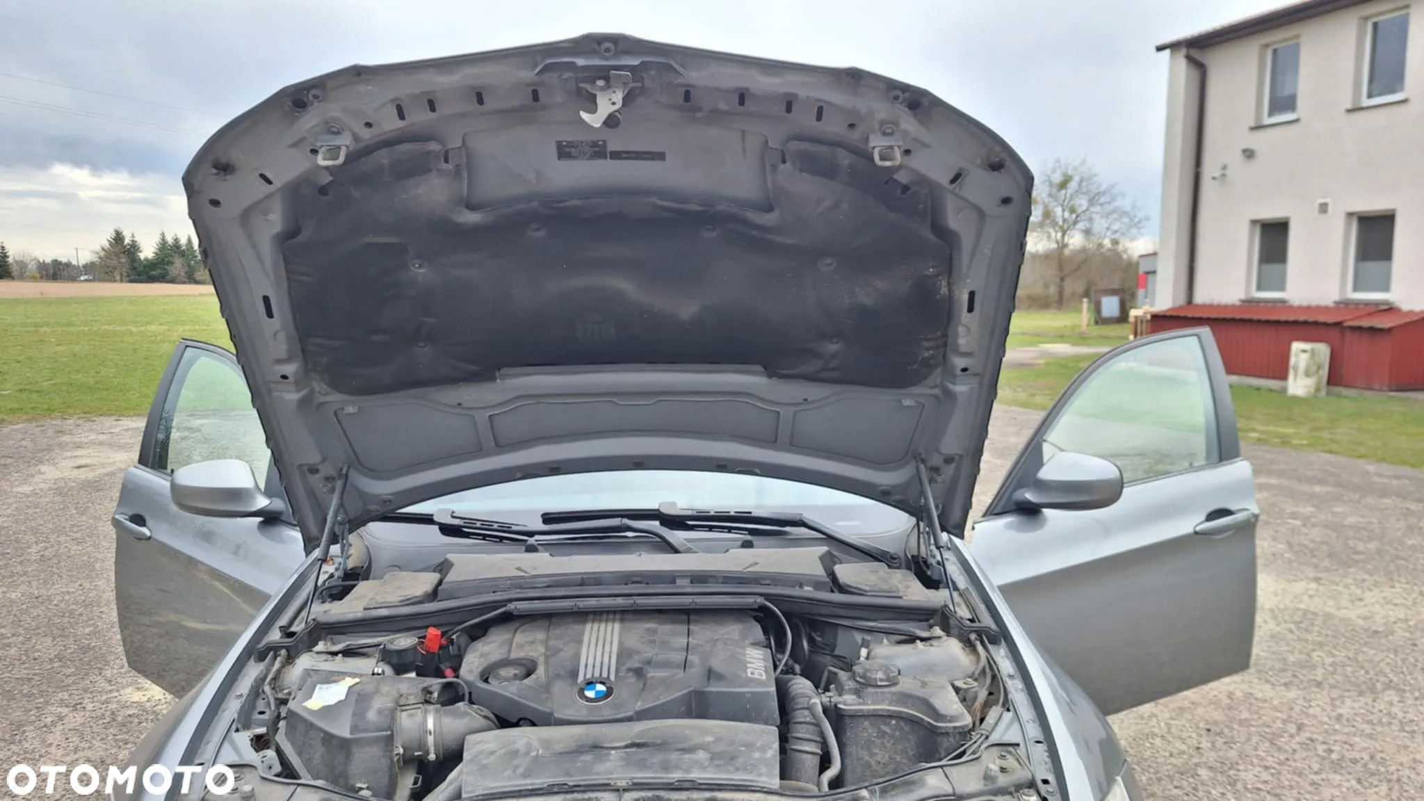 BMW Seria 3 318d - 16