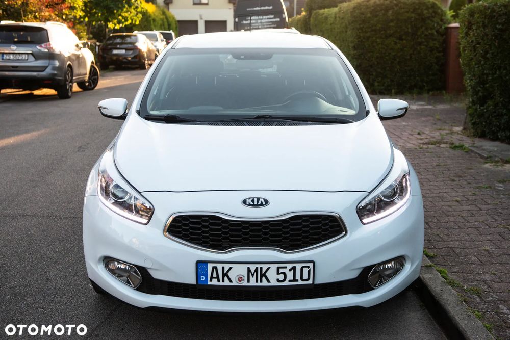 Kia Ceed 1.4 CVVT Attract plus - 2