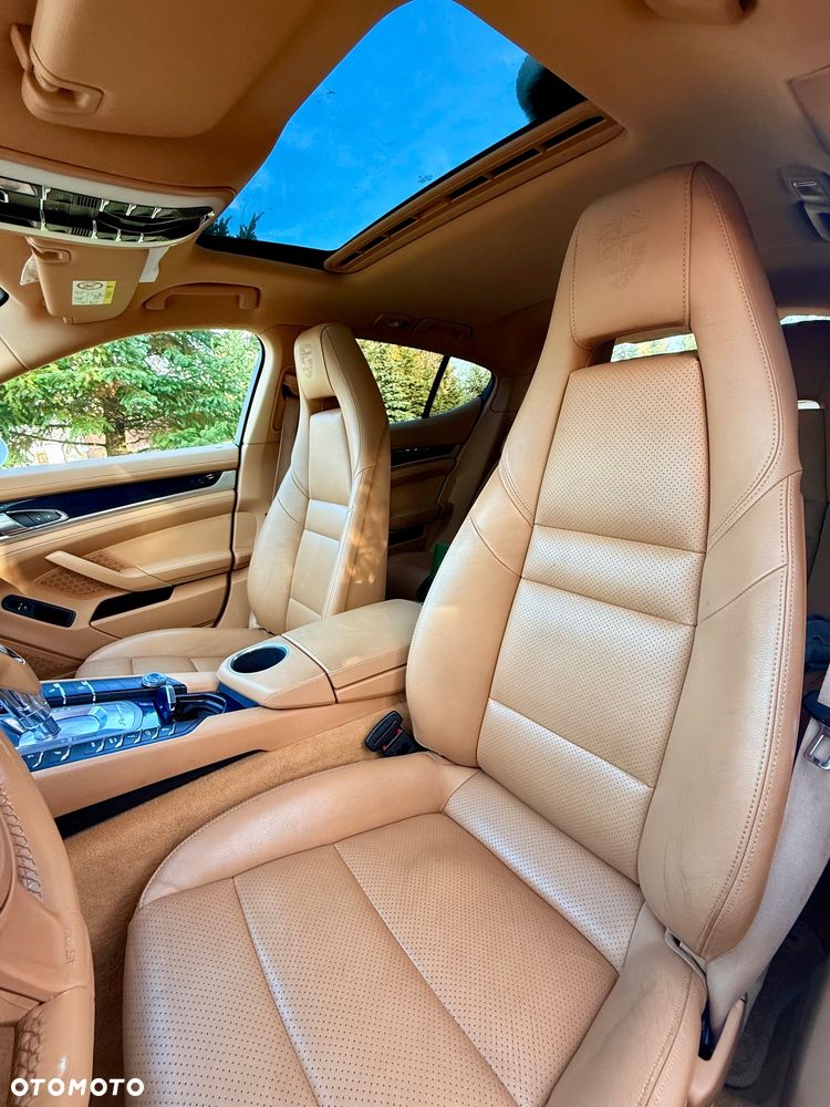 Porsche Panamera Diesel - 27