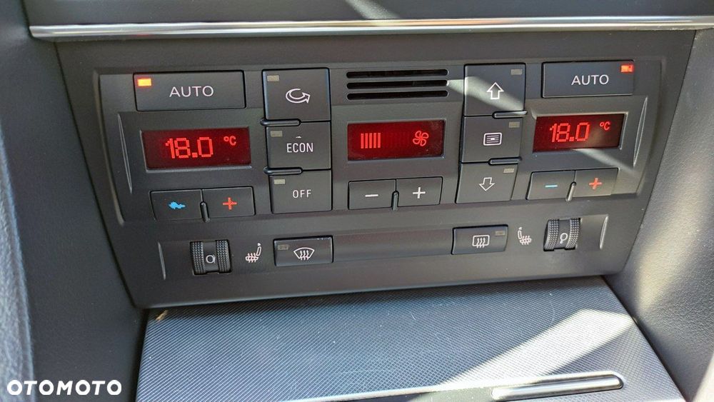 Audi A4 Limousine - 37