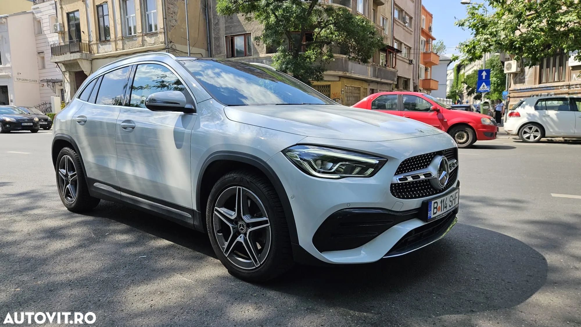 Mercedes-Benz GLA 250 4Matic 8G-DCT AMG Line - 1