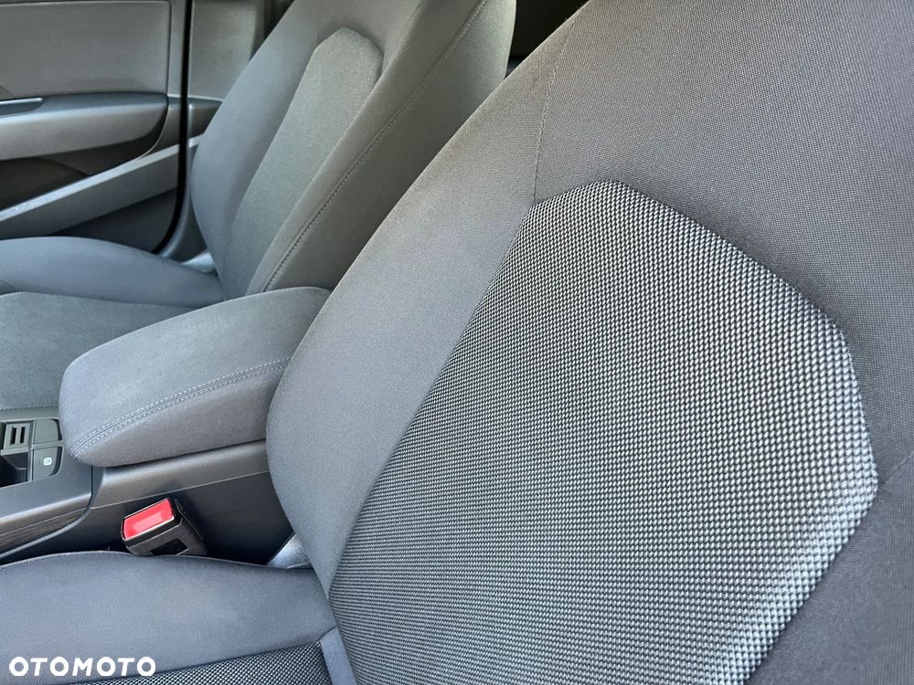 Audi A3 Sportback 1.5 TFSI cylinder on demand S tronic - 24