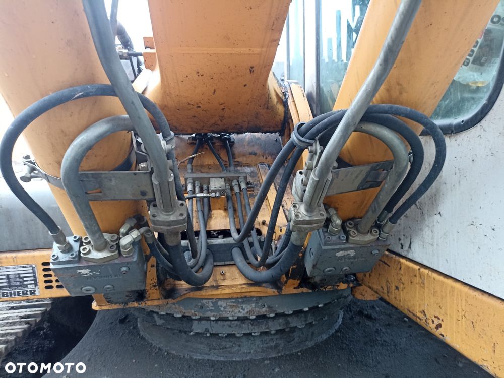 Liebherr R 924 B HDSL - 6