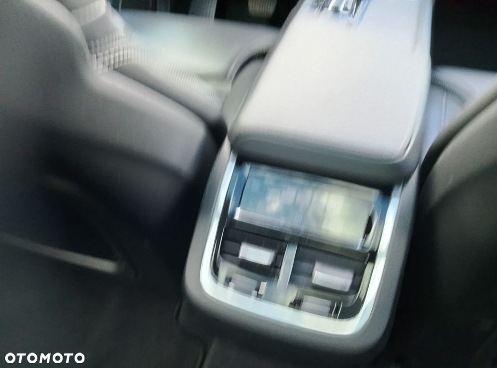 Volvo XC 60 - 25