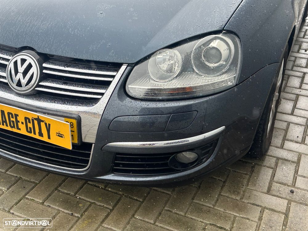 VW Golf Variant 2.0 TDi Confortline DSG - 1