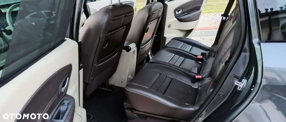 Renault Scenic - 10