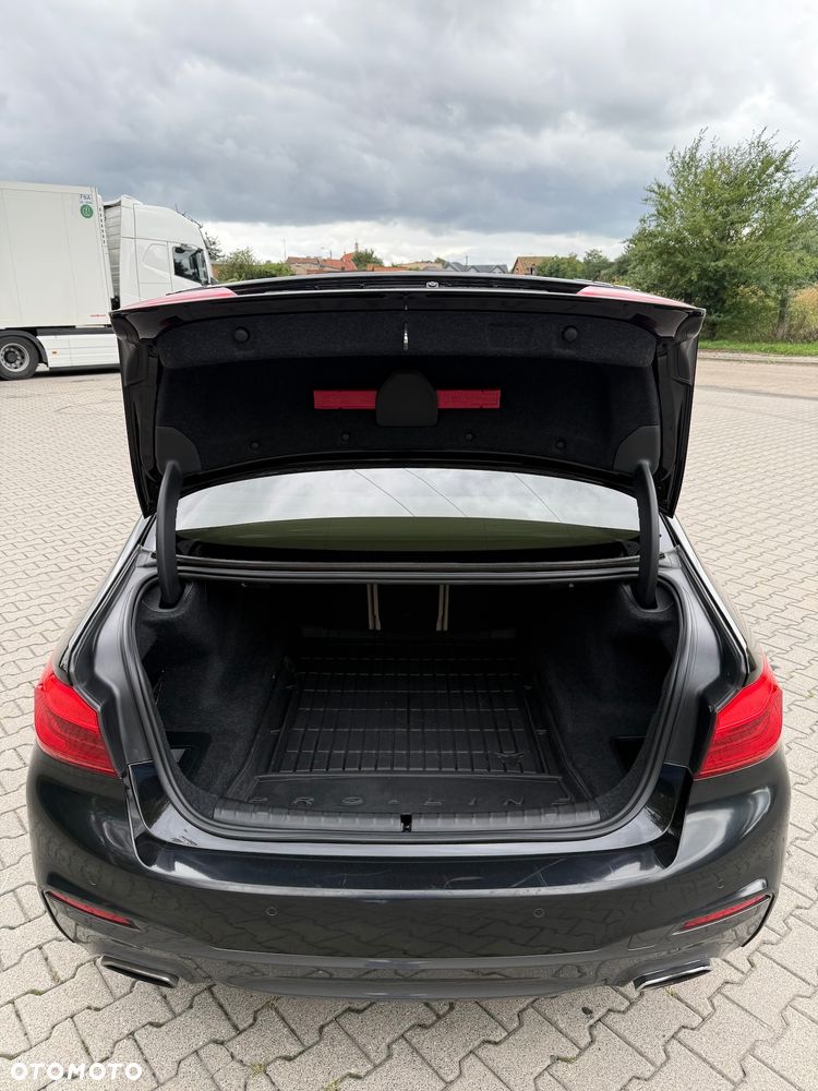 BMW Seria 5 530i xDrive M Sport sport - 10