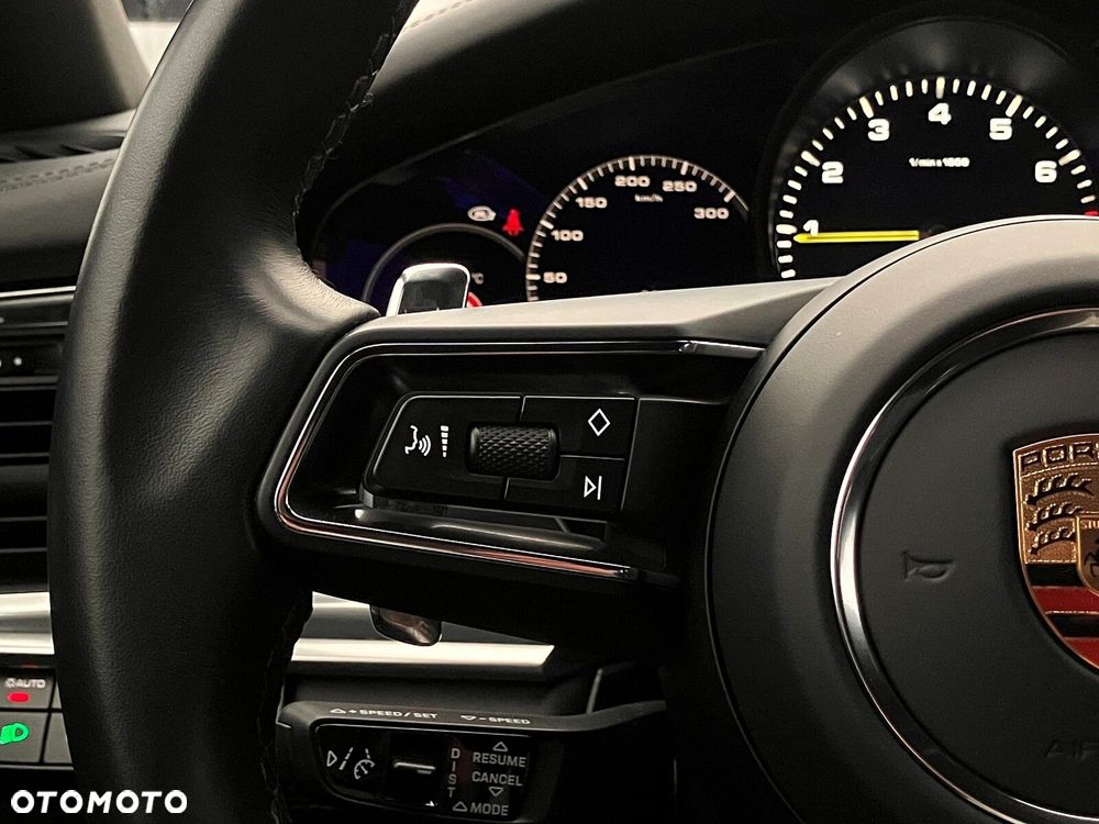 Porsche Panamera - 27