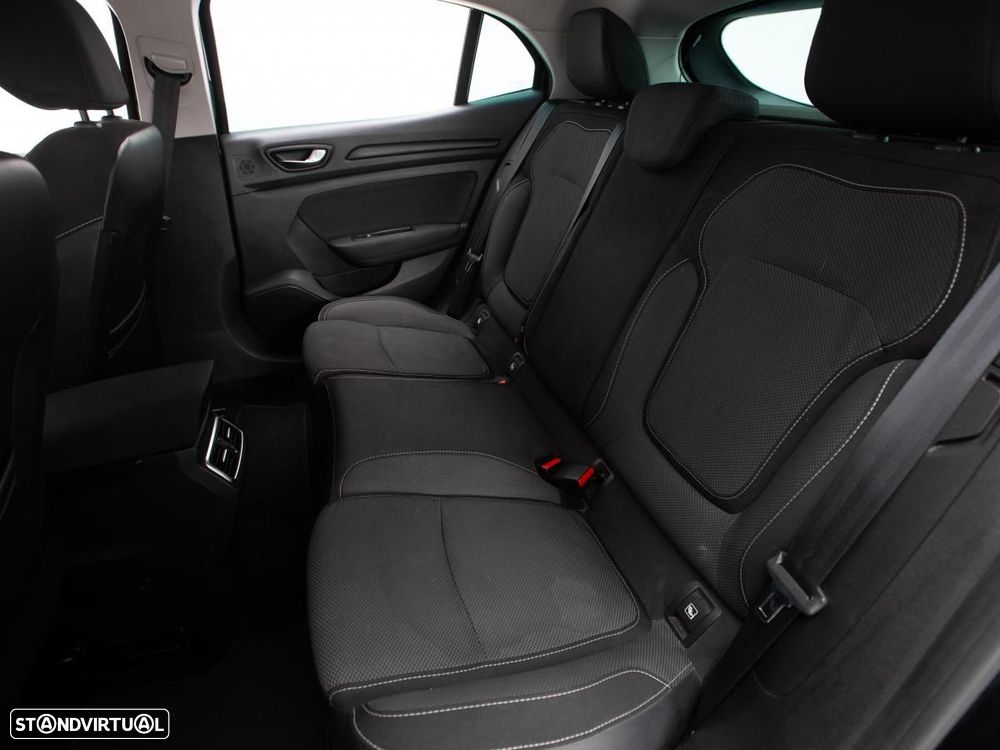 Renault Mégane 1.5 Blue dCi Zen — fotografia 9