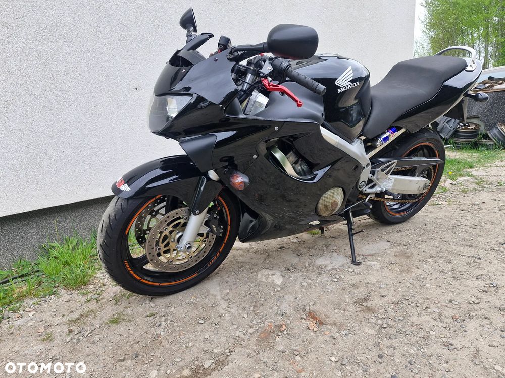 Honda CBR - 3