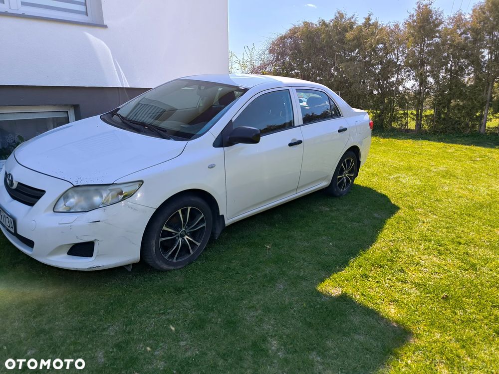 Toyota Corolla 1.4 D-4D Luna - 2