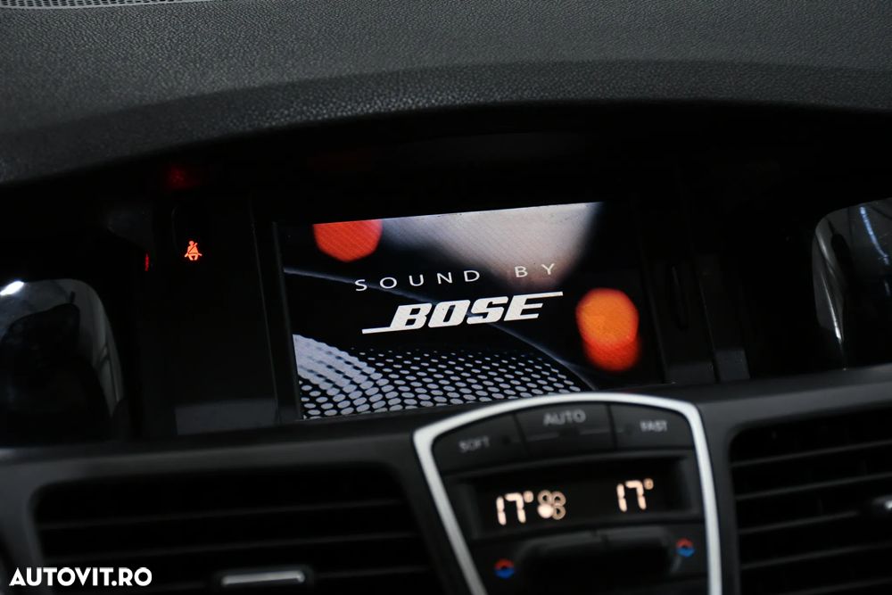 Renault Laguna ENERGY dCi 130 FAP Start & Stop Bose Edition - 8