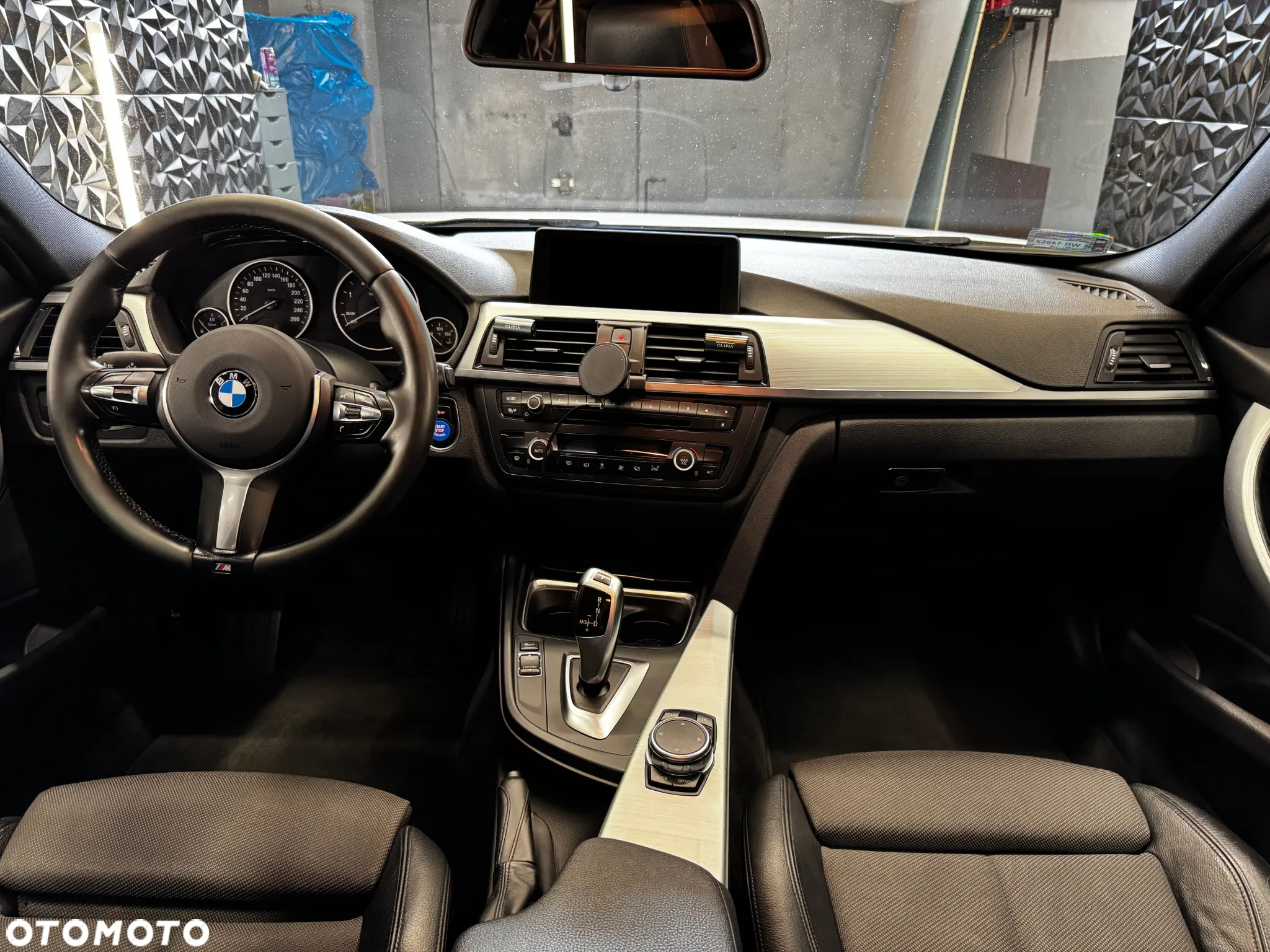 BMW Seria 3 316d - 11