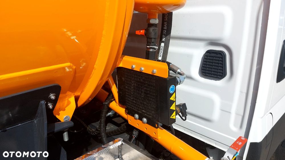 Iveco Daily 70C18 - 11