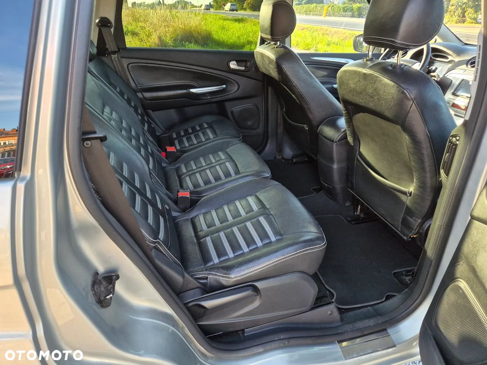 Ford S-Max 2.2 TDCi Titanium - 31