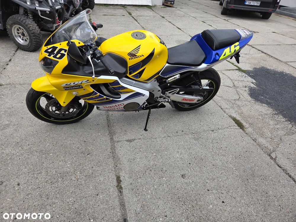 Honda CBR - 6